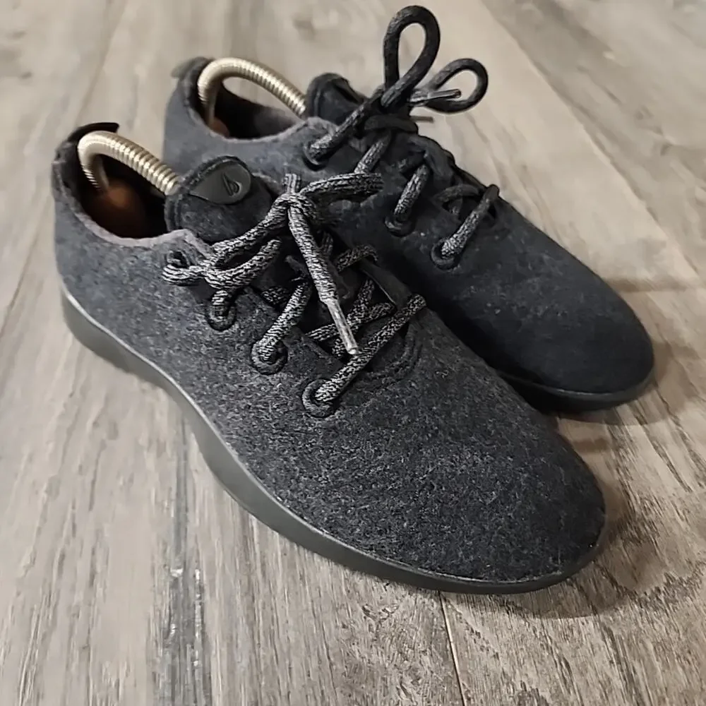 Allbirds Women’s Wool Runners Natural Black/Black sole Size 9 - Picture 1 of 9